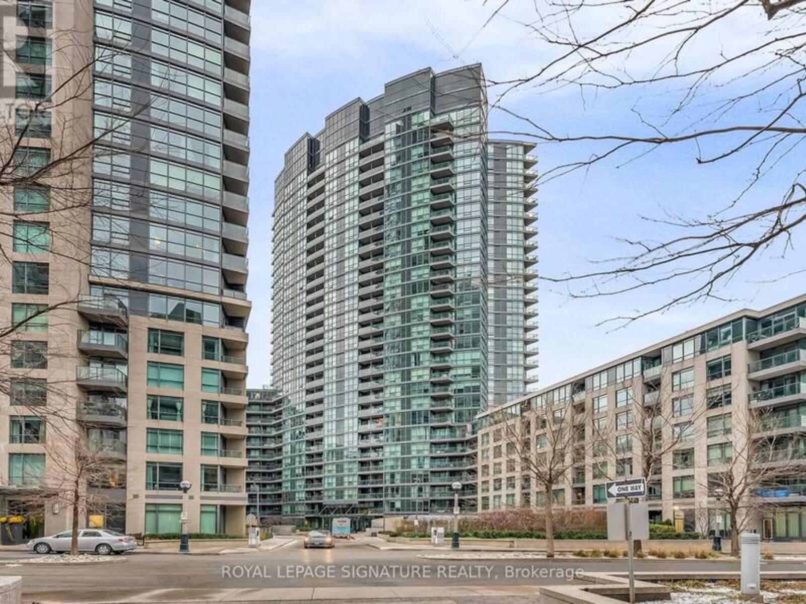 1701 - 231 FORT YORK BOULEVARD, Toronto, Ontario M5V 1B2