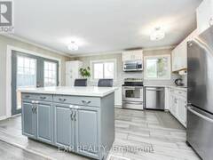 27 HUNTINGTON COURT Brampton Ontario, L6S 1S4