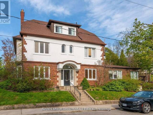 59 INDIAN GROVE Toronto Ontario, M6R 2Y1