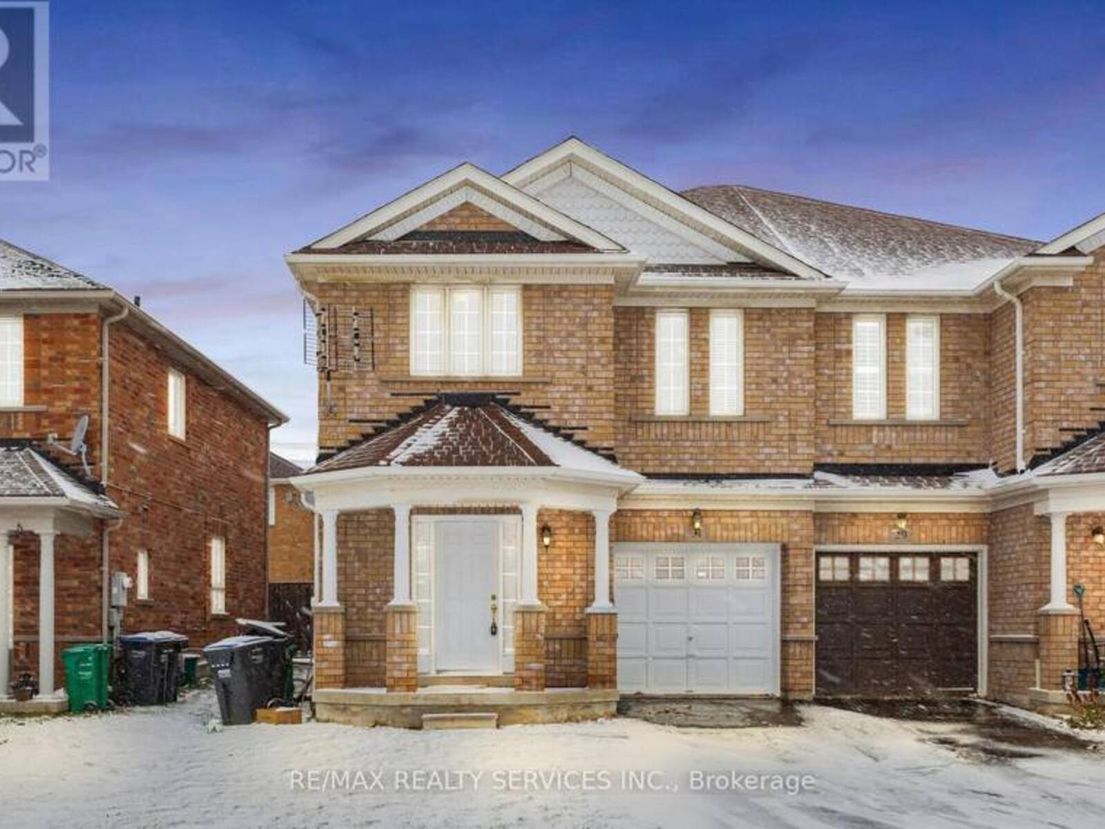 31 HOLLINGSWORTH CIRCLE, Brampton, Ontario L7A 0J7