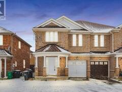 31 HOLLINGSWORTH CIRCLE Brampton Ontario, L7A 0J7