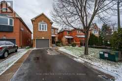 2077 FRONTIER DRIVE | Oakville Ontario | Slide Image Three