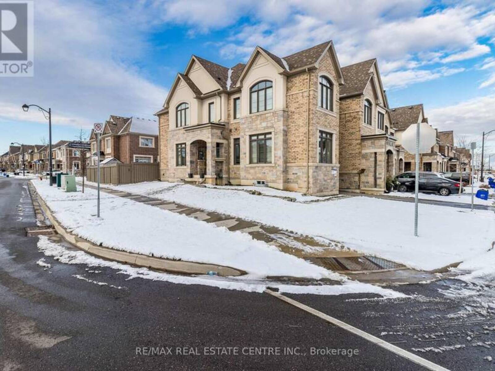 1352 RESTIVO LANE, Milton, Ontario L9E 1K2