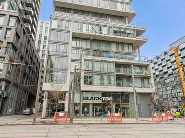 1206 - 95 BATHURST STREET Toronto Ontario, M5V 0H7