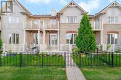 12 - 7 LAKELAWN ROAD | Grimsby Ontario | Slide Image Forty