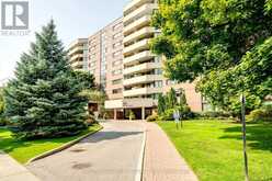 705 - 40 BAIF BOULEVARD | Richmond Hill Ontario | Slide Image Two