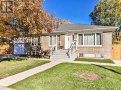 17 DORCHESTER DRIVE Toronto Ontario, M3H 3J2