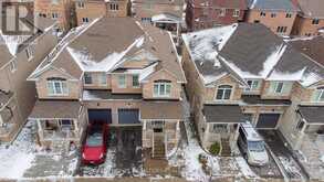 22 PEPPERTREE LANE | Whitchurch-Stouffville Ontario | Slide Image Two