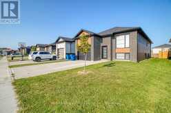 191 MOONSTONE CRESCENT | Chatham-Kent Ontario | Slide Image Three