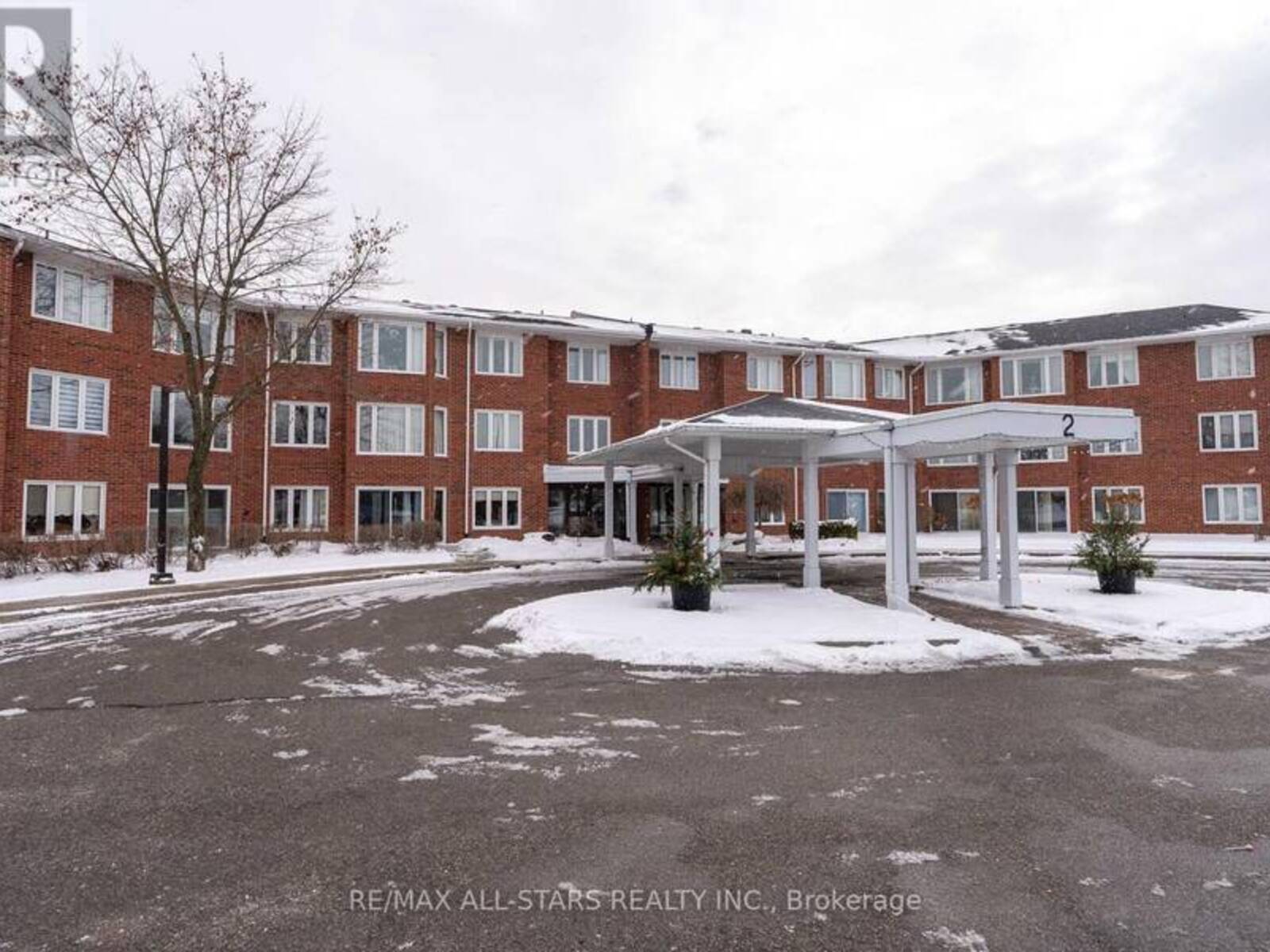 208 - 2 HERITAGE WAY, Lindsay, Ontario K9V 5P5