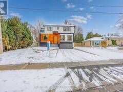 69 AURORA HEIGHTS DRIVE S Aurora Ontario, L4G 2W9