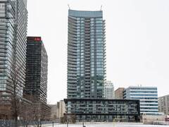 506 - 30 ROEHAMPTON AVENUE Toronto Ontario, M4P 0B9