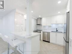 1206 - 1300 MISSISSAUGA VALLEY BOULEVARD Mississauga Ontario, L5A 3S8