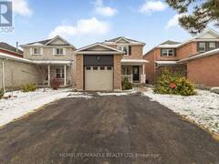 422 LUZON CRESCENT Mississauga Ontario, L5B 3W8