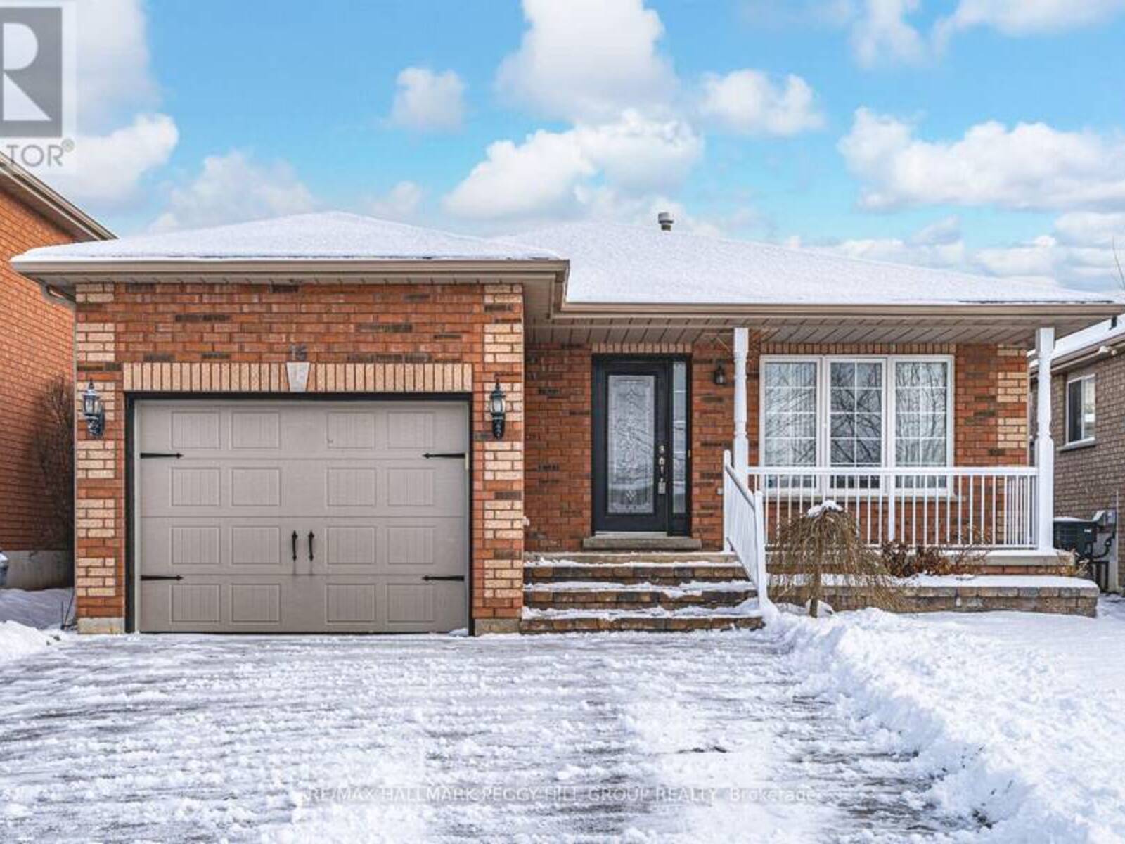 15 SELINE CRESCENT, Barrie, Ontario L4N 0Y6