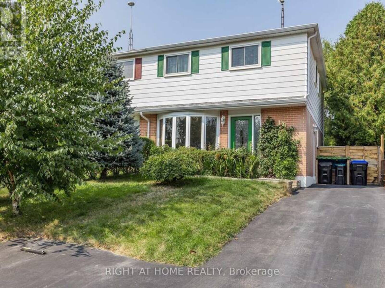 12 PARK CRESCENT, New Tecumseth, Ontario L0G 1W0