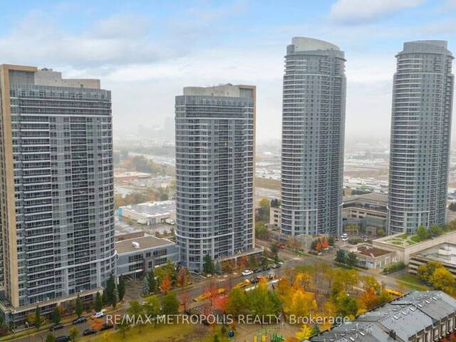 2103 - 151 VILLAGE GREEN SQUARE Toronto Ontario, M1S 0K5