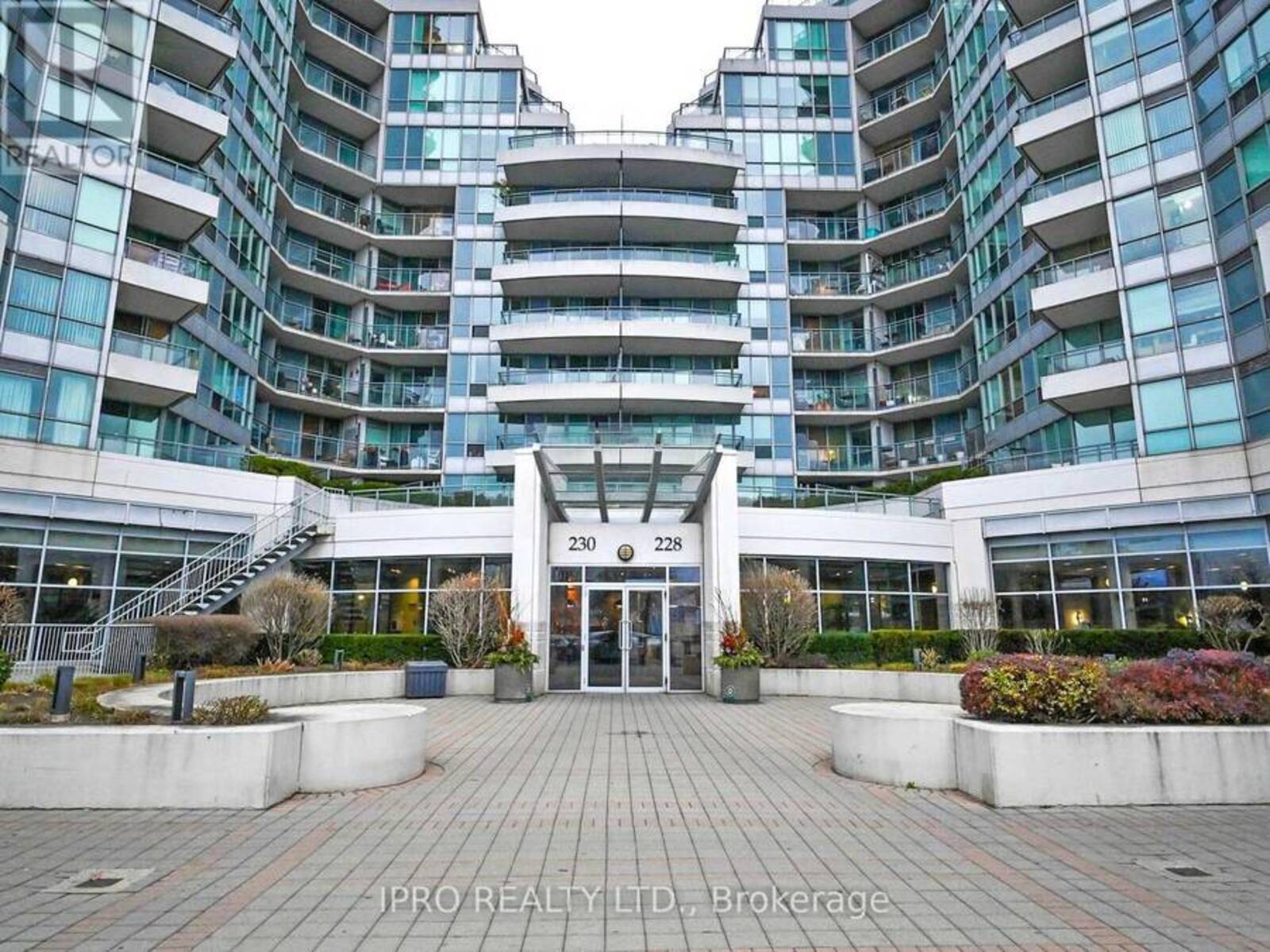 SPH2701 - 228 QUEENS QUAY W, Toronto, Ontario M5J 2X1