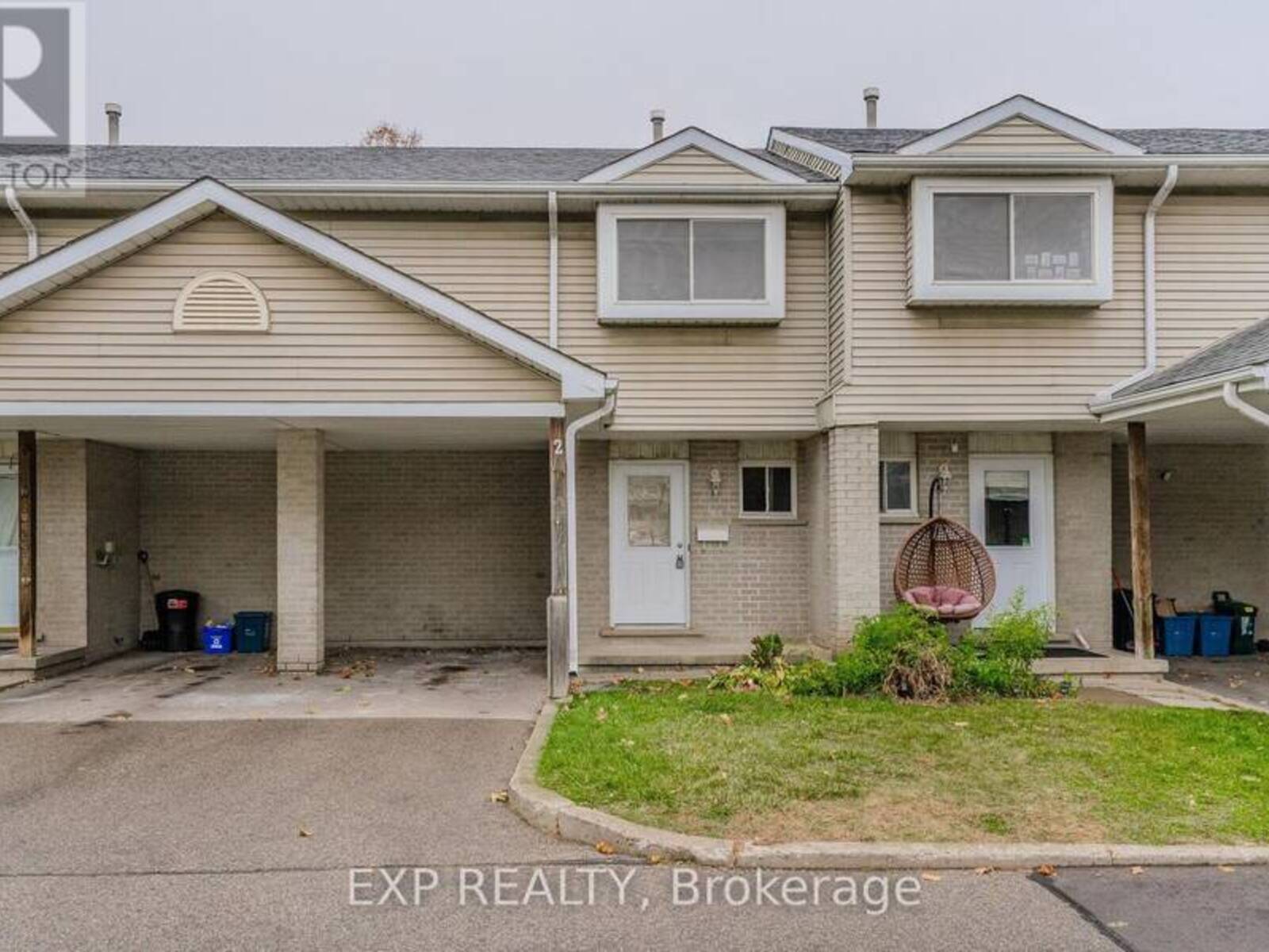 2 - 125 SEKURA CRESCENT, Cambridge, Ontario N1R 8B4