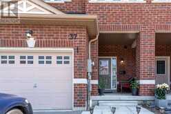 37 JEVONS DRIVE | Ajax Ontario | Slide Image Two