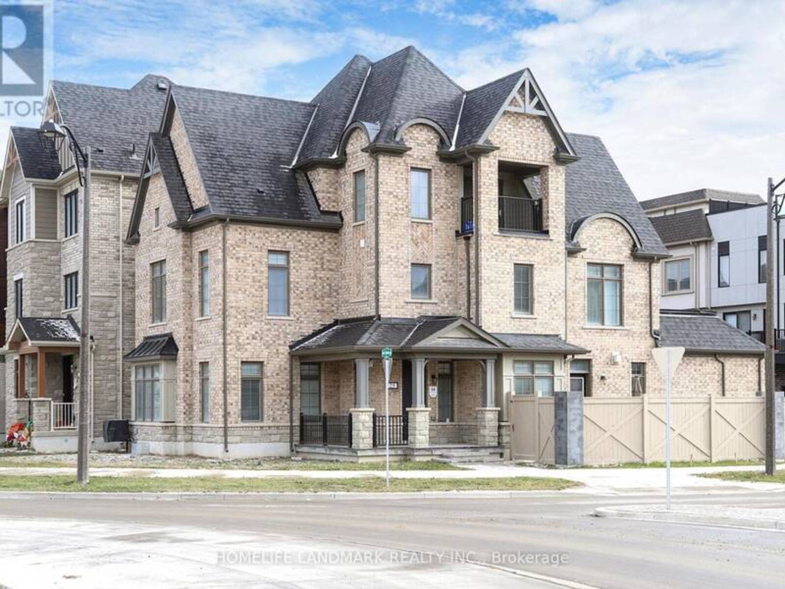 25 YORK DOWNS BOULEVARD, Markham, Ontario L6C 1N6