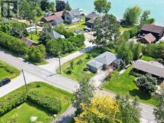 71 LAKESHORE ROAD E Oro-Medonte Ontario, L0L 2E0