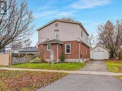 215 TRESANE STREET Oshawa Ontario, L1J 1T9