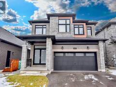 22 FRANKLIN TRAIL Barrie Ontario, L9J 0B1