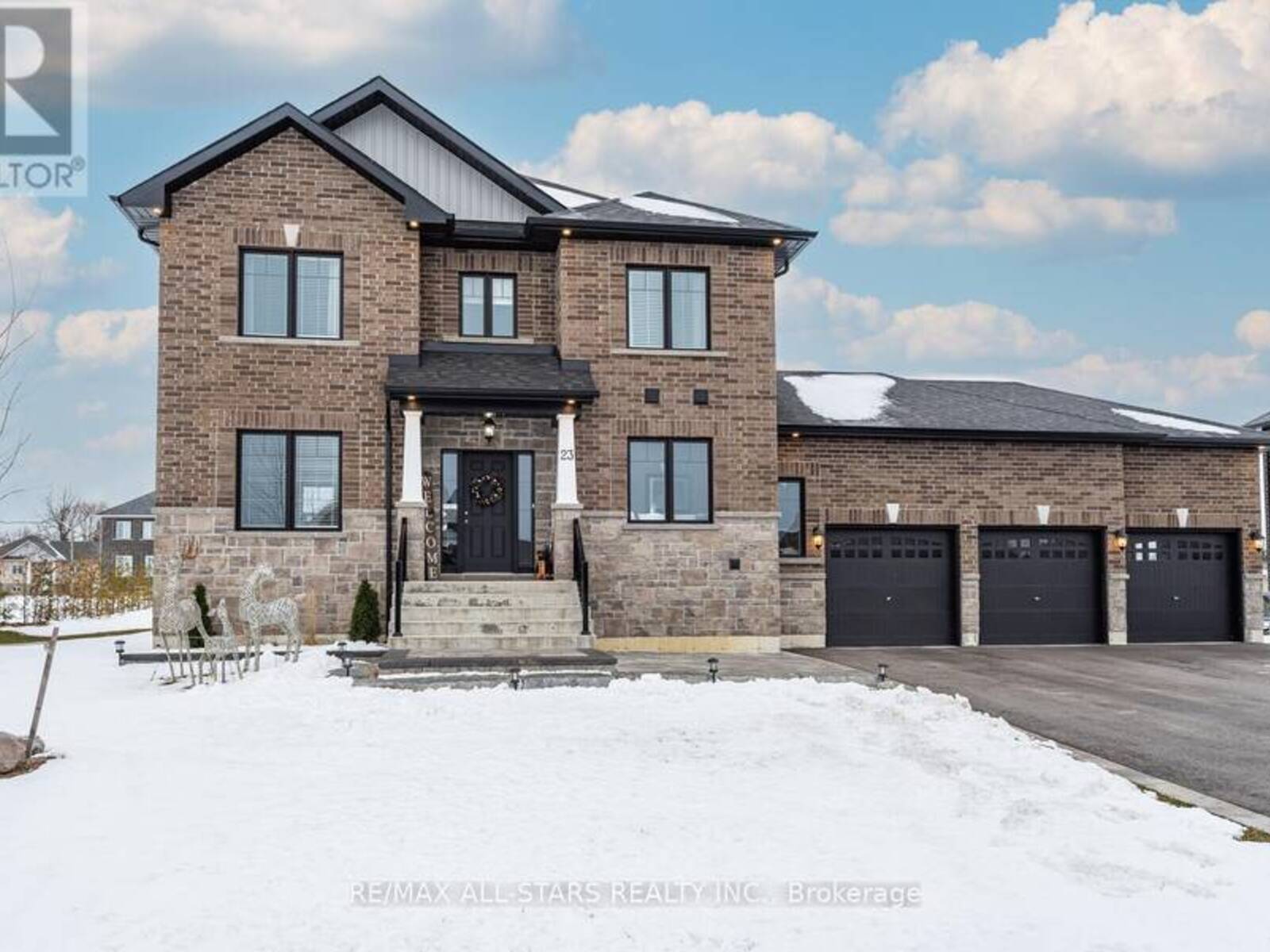 23 MCCRAE CRESCENT, Kawartha Lakes, Ontario K0M 2T0