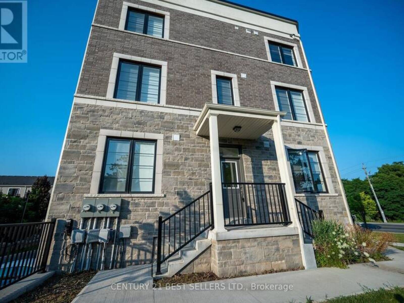 45 - 383 DUNDAS STREET E, Hamilton, Ontario L0R 2H3