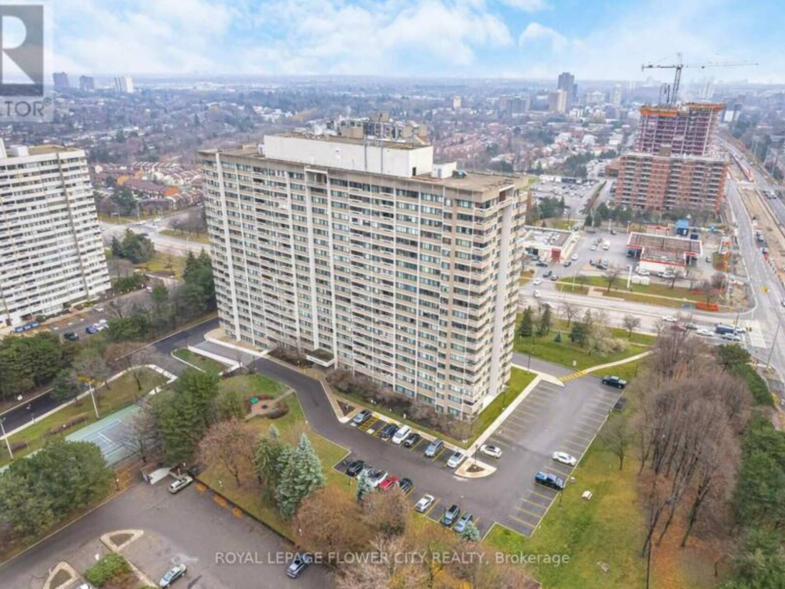 706 - 50 ELM DRIVE E, Mississauga, Ontario L5A 3X2