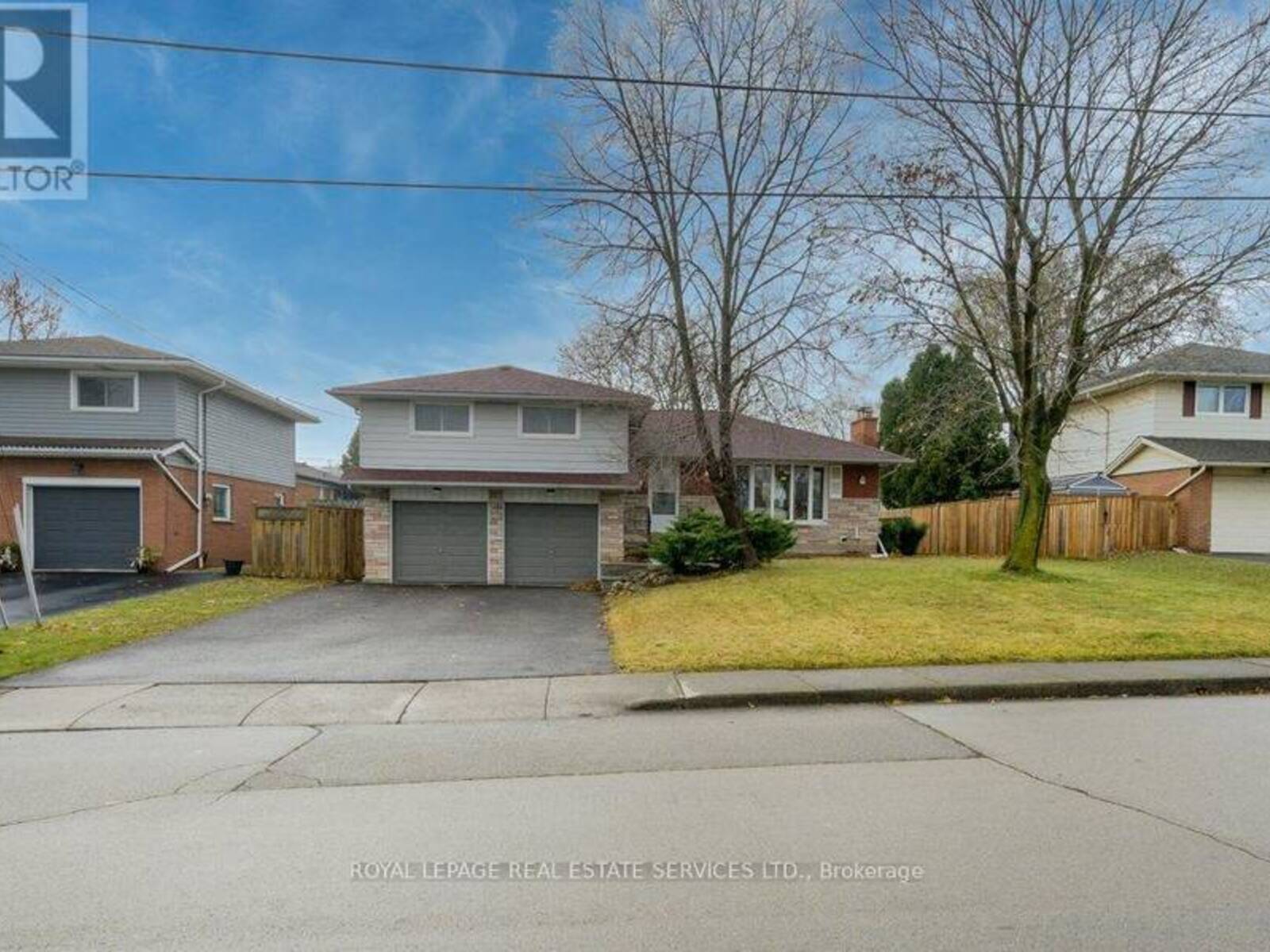 61 FELKER AVENUE, Hamilton, Ontario L8G 2L9