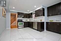 57 BELVEDERE CRESCENT | Richmond Hill Ontario | Slide Image Nine