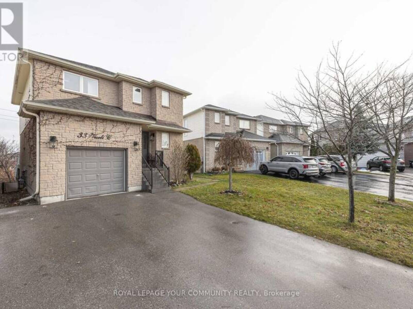 33 VESELI COURT, Bradford West Gwillimbury, Ontario L3Z 3C3