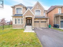 20 FOOTHILLS CRESCENT Brampton Ontario, L6P 4G9