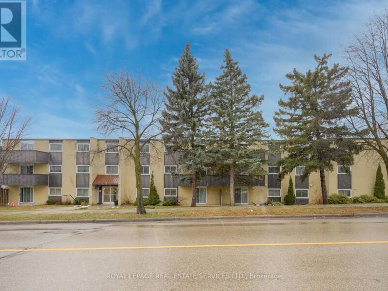 202 - 75 HAZELGLEN DRIVE, Kitchener, Ontario N2M 2E2