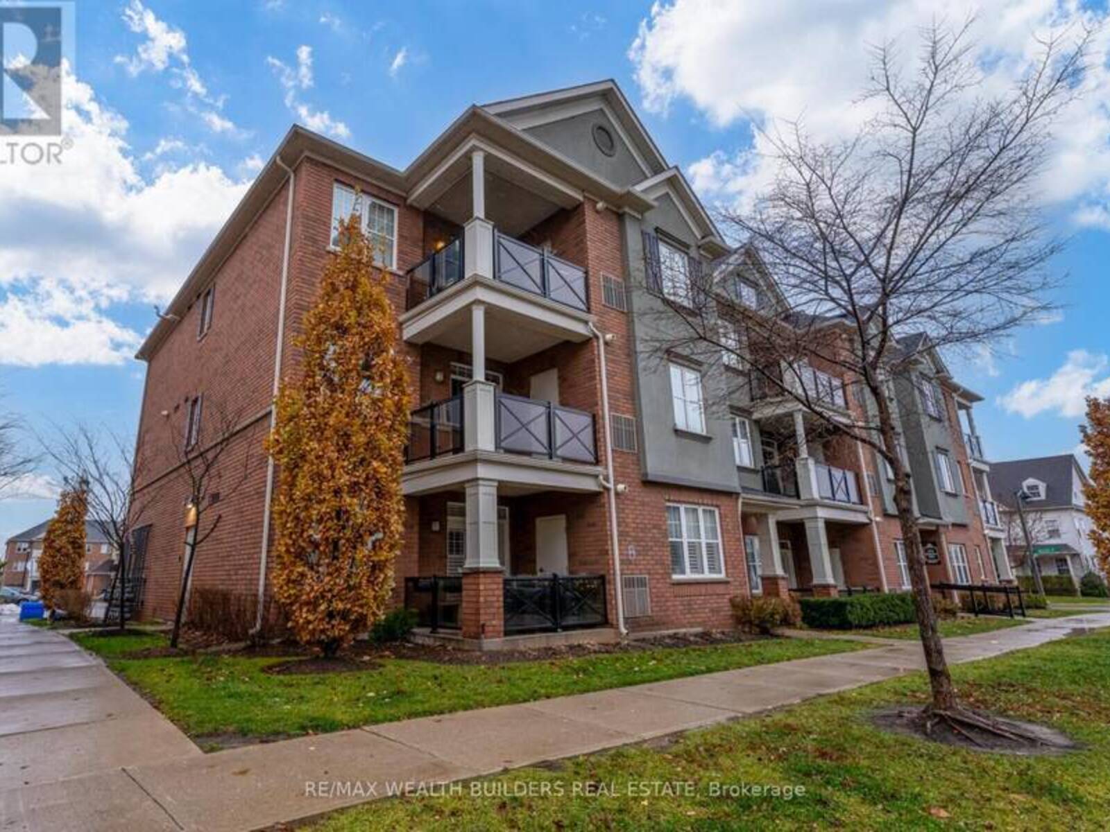 202 - 2333 SAWGRASS DRIVE, Oakville, Ontario L6H 0L2