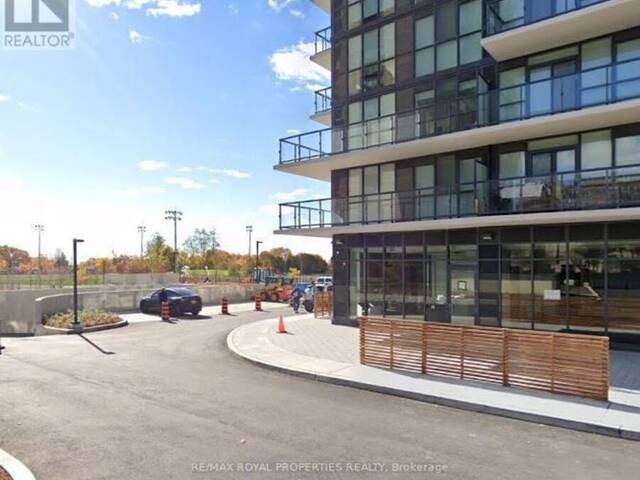 808 - 1461 LAWRENCE AVENUE W Toronto Ontario, M6L 0A6