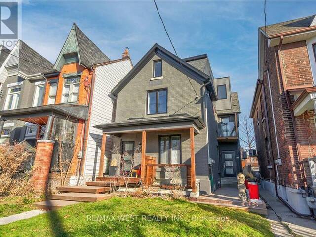 33 EDWIN AVENUE Toronto Ontario, M6P 3Z5