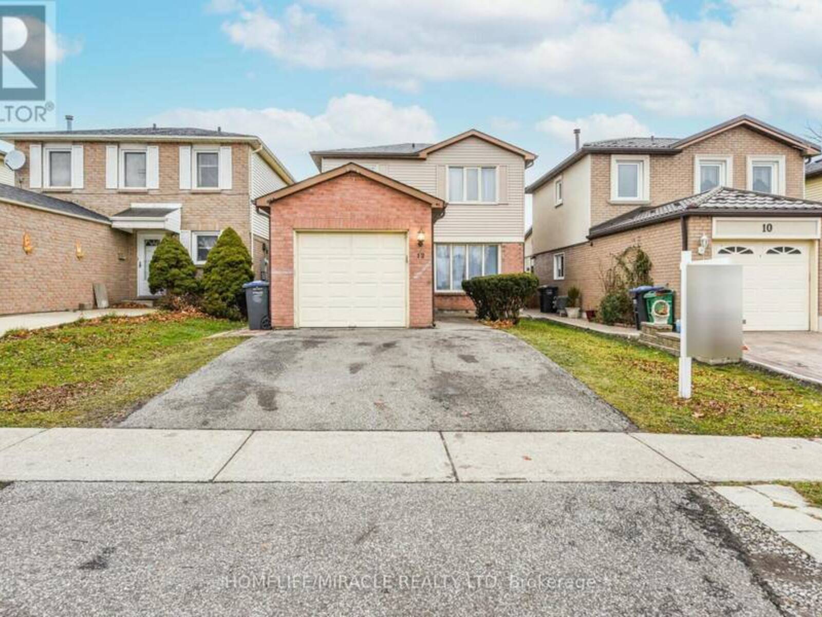 12 FINCHGATE BOULEVARD, Brampton, Ontario L6T 4R6