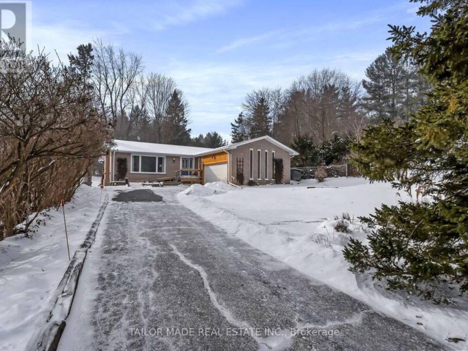 60 CREDIT ROAD, Caledon, Ontario L7C 3J1