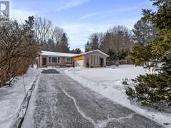 60 CREDIT ROAD Caledon Ontario, L7C 3J1