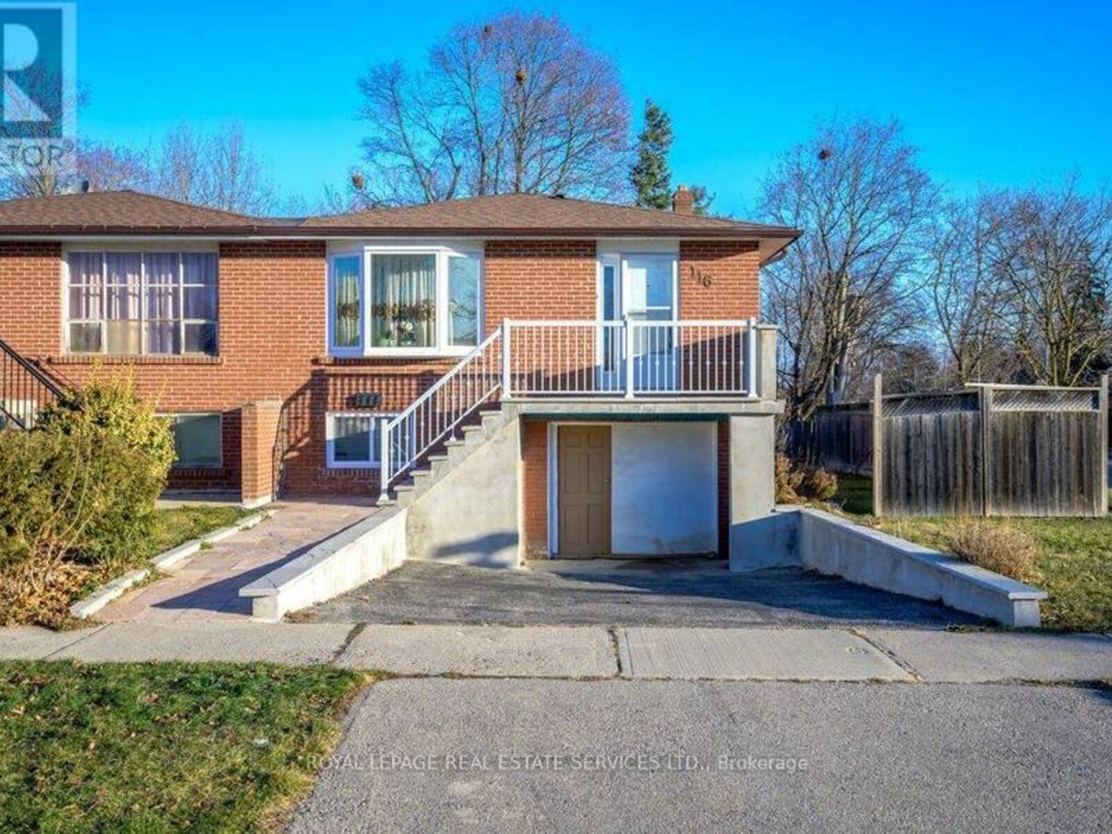 116 MILL STREET N, Brampton, Ontario L6X 2P2