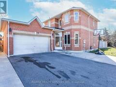 29 - 530 DRIFTCURRENT DRIVE Mississauga Ontario, L4Z 4B4