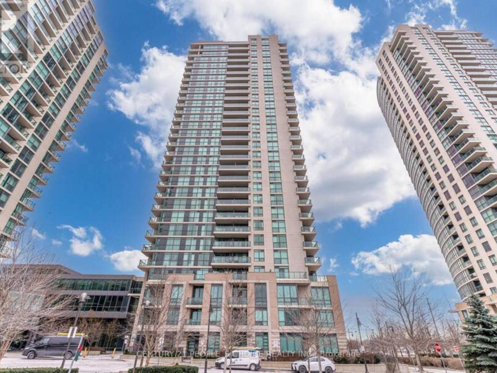 2005 - 215 SHERWAY GARDENS ROAD, Toronto, Ontario M9C 0A5