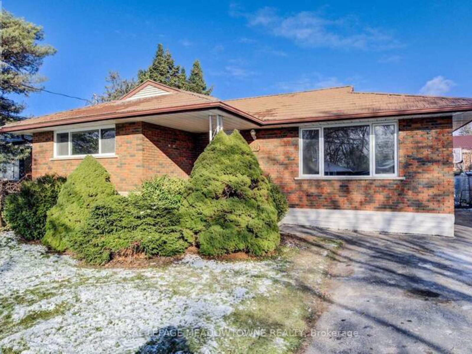 336 VANIER DRIVE, Kitchener, Ontario N2C 1J9