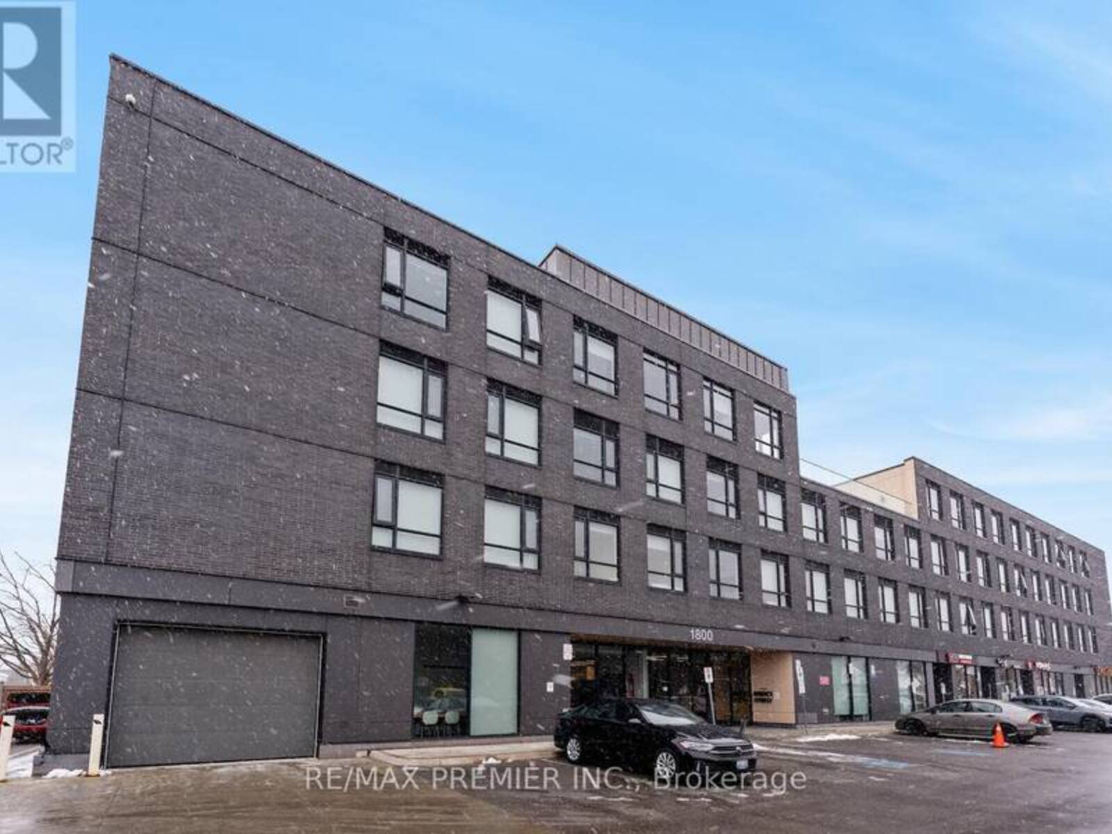 212 - 1800 SIMCOE STREET N, Oshawa, Ontario L1G 0C2