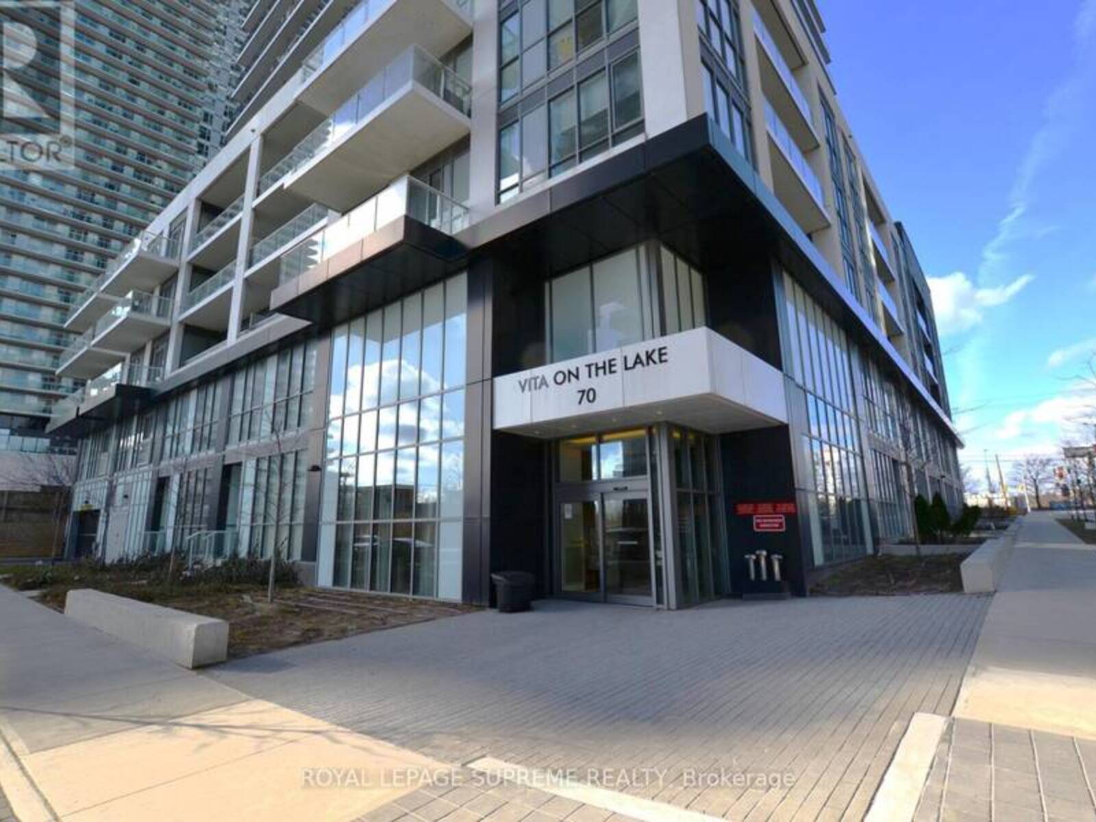 1003 - 70 ANNIE CRAIG DRIVE, Toronto, Ontario M8V 0G2