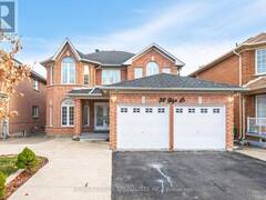 32 GIZA CRESCENT Brampton Ontario, L6R 2R3