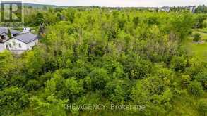 106 RIDGECREST LANE | Meaford Ontario | Slide Image Three